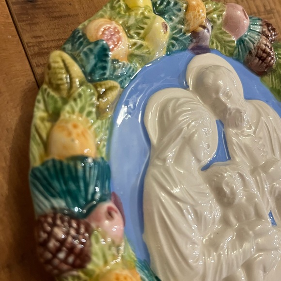 Della Robbia Wall Plaque - Picture 2 of 7